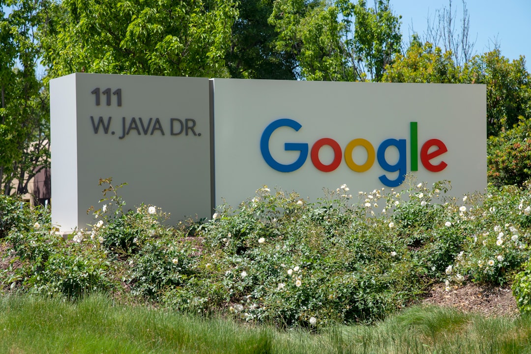 about-01 Google in Sunnyvale, CA, at West Java Drive.